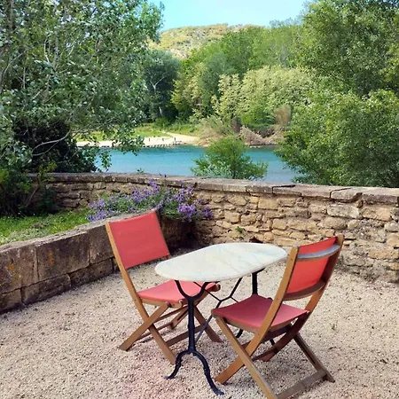 Baignade Devant La Maison ! Remoulins